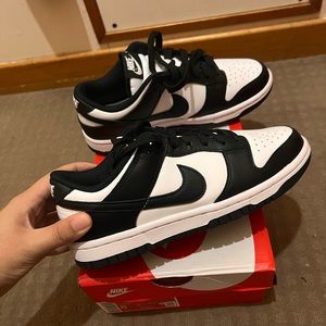 NIKE Dunk Low Panda